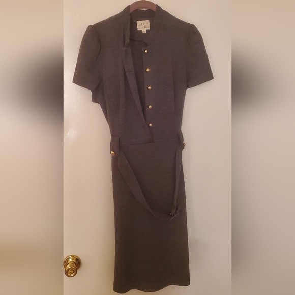 An Original Milly of New York Gray Wool Short Cap Sleeve Gold Button Dress. - Picture 4 of 15